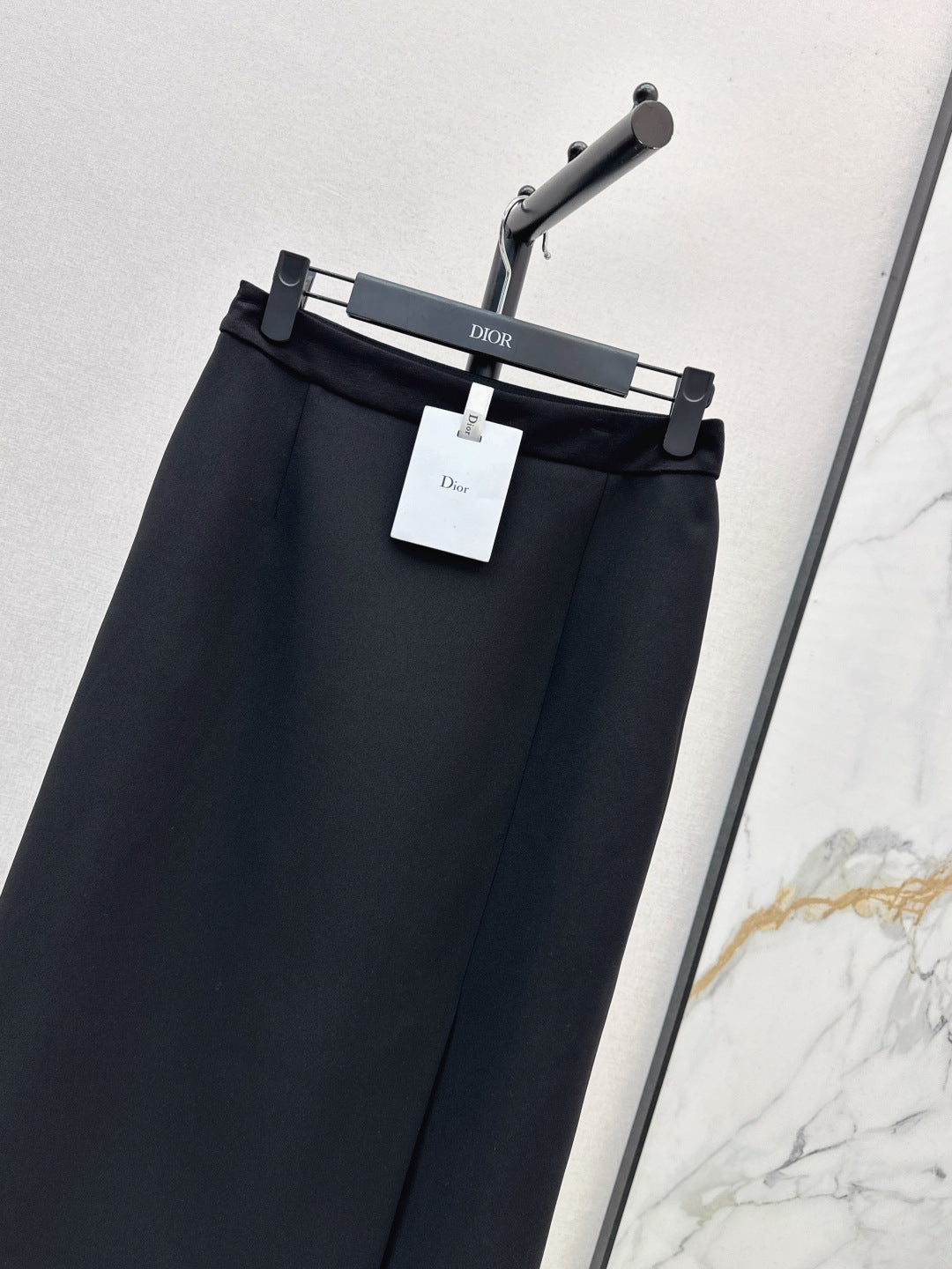 CD  New Hip-hugging slit skirt