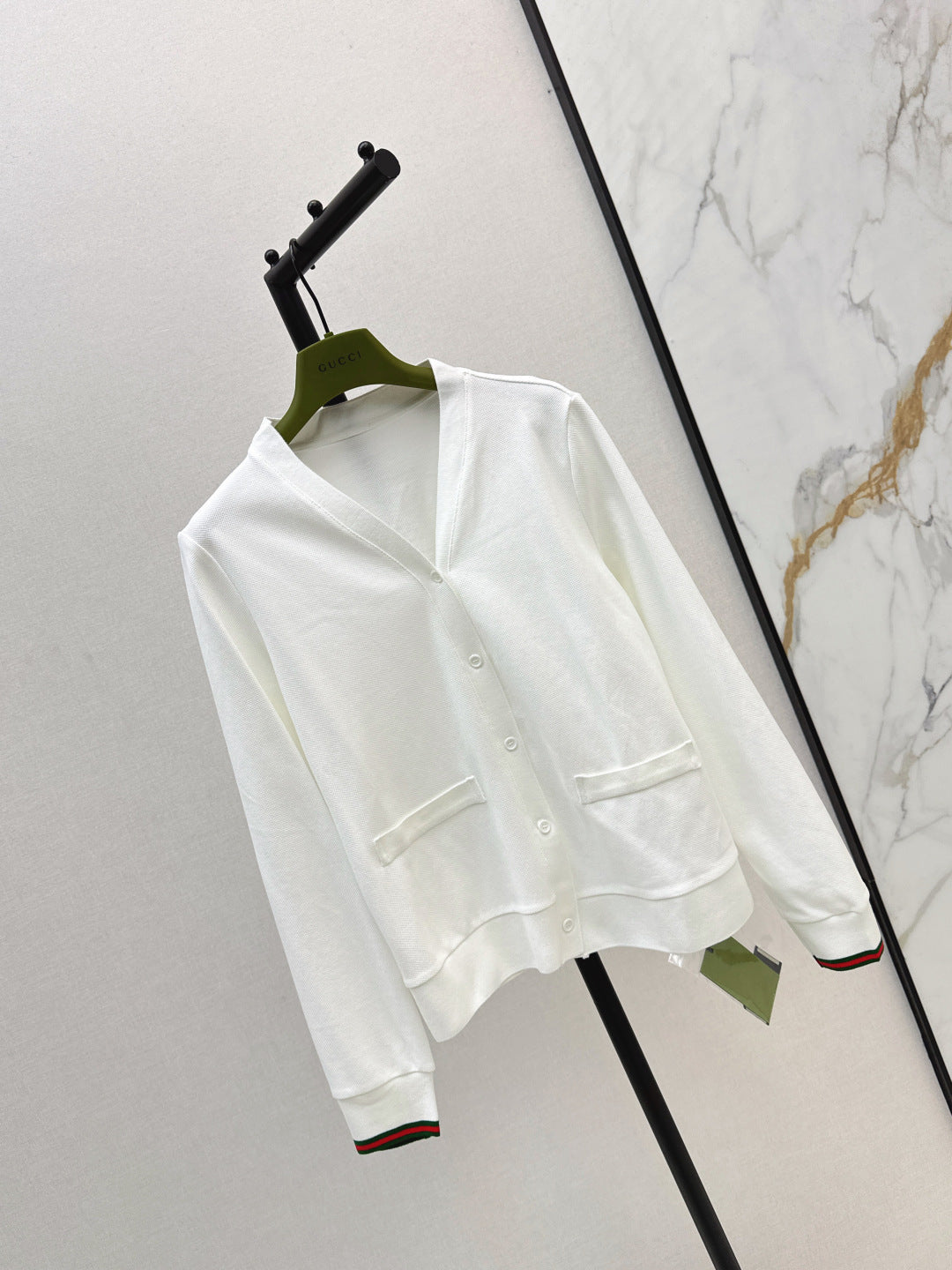 Guc New V-neck cardigan