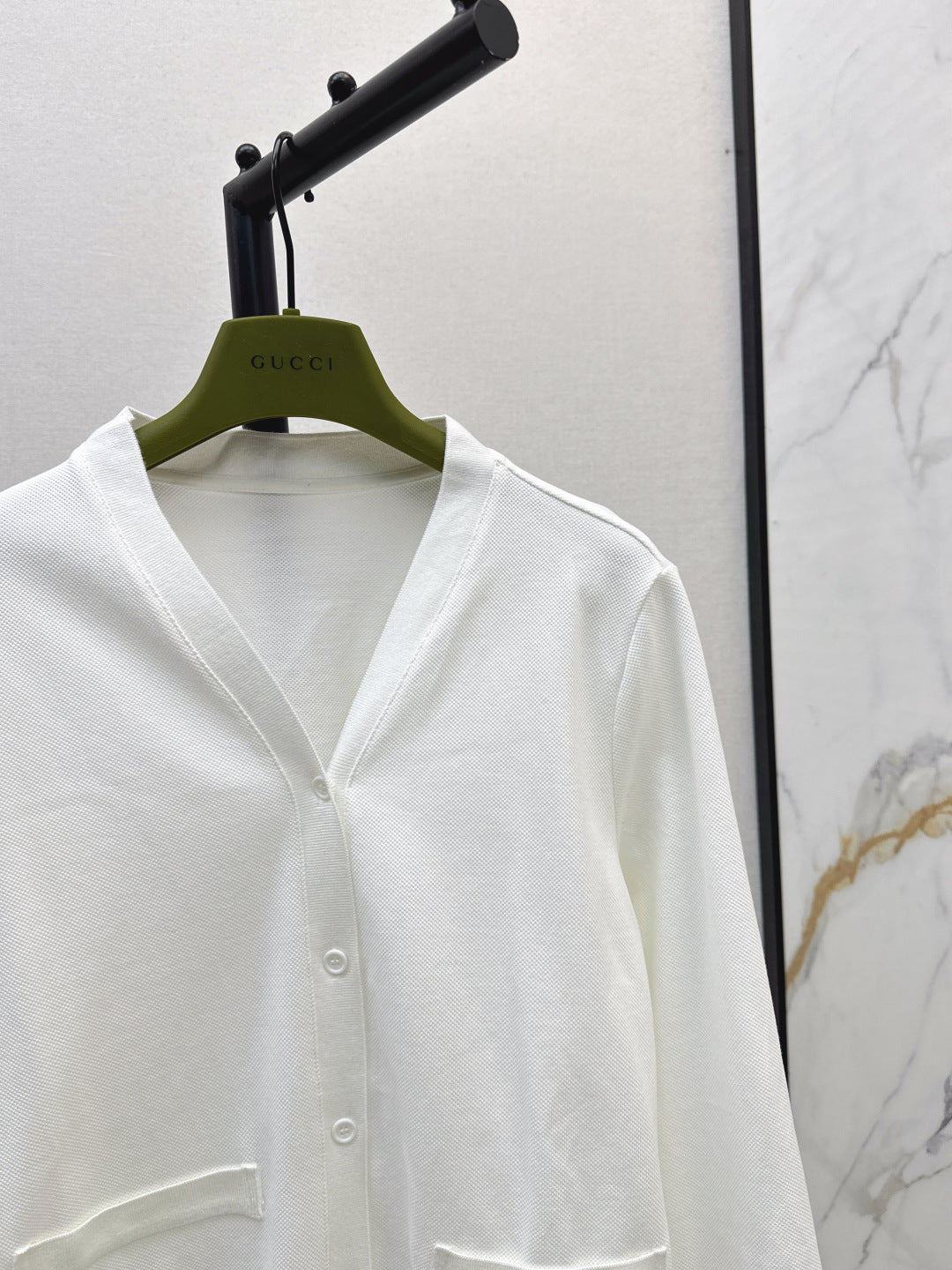 Guc New V-neck cardigan