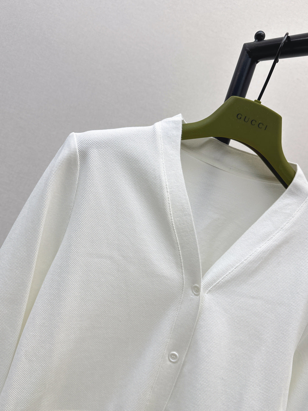 Guc New V-neck cardigan