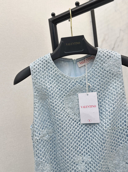 Vlan New sleeveless dress