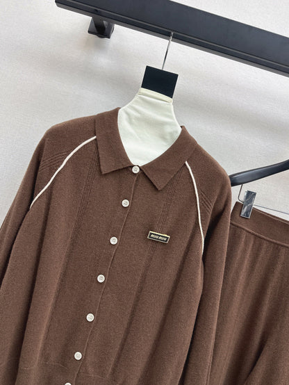 Miu New knitted suit