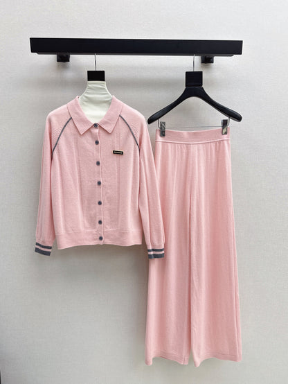 Miu New knitted suit