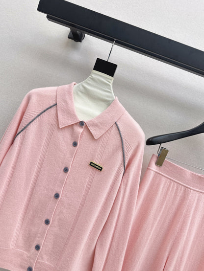 Miu New knitted suit