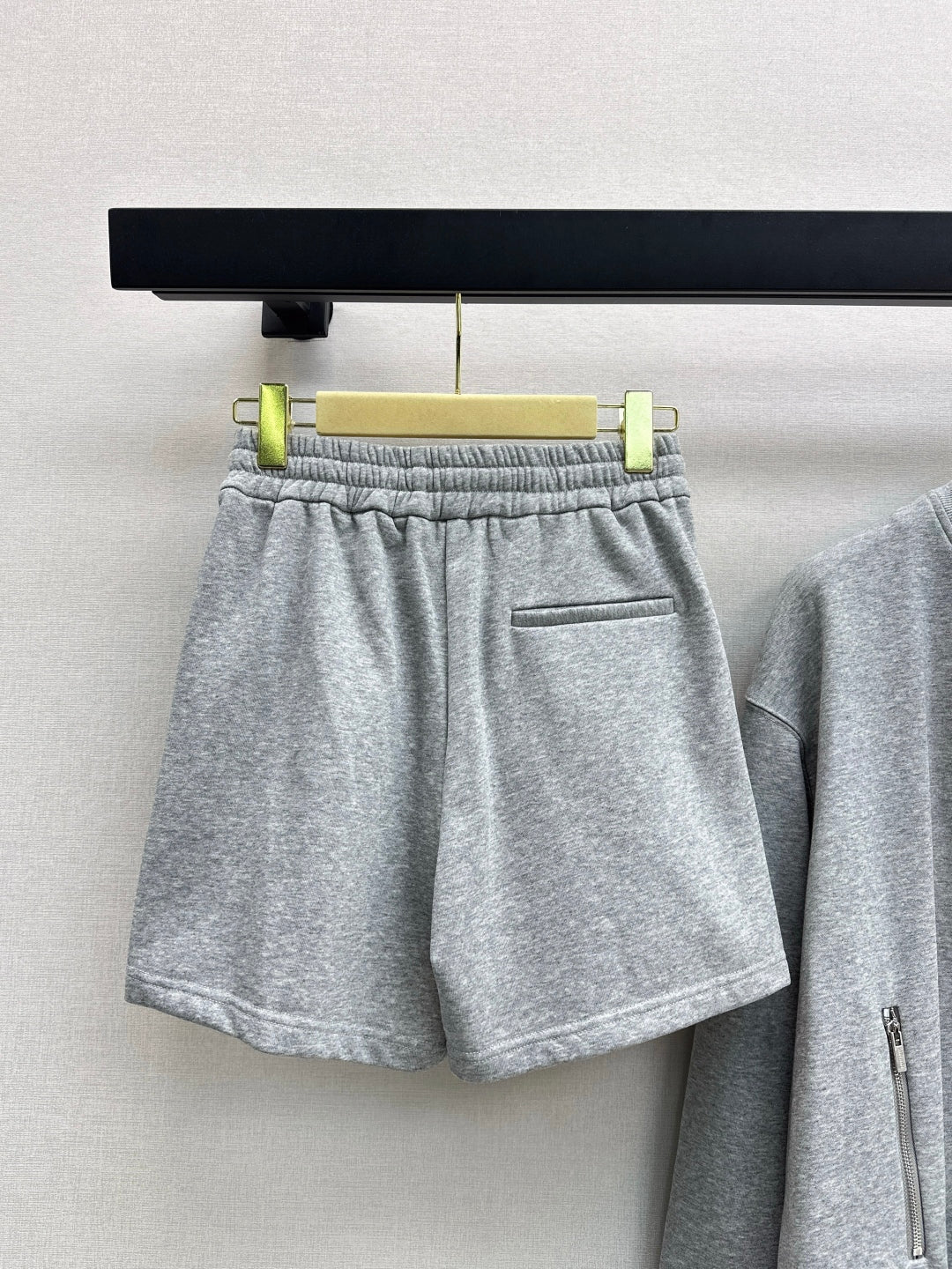 Miu New embroidery suit