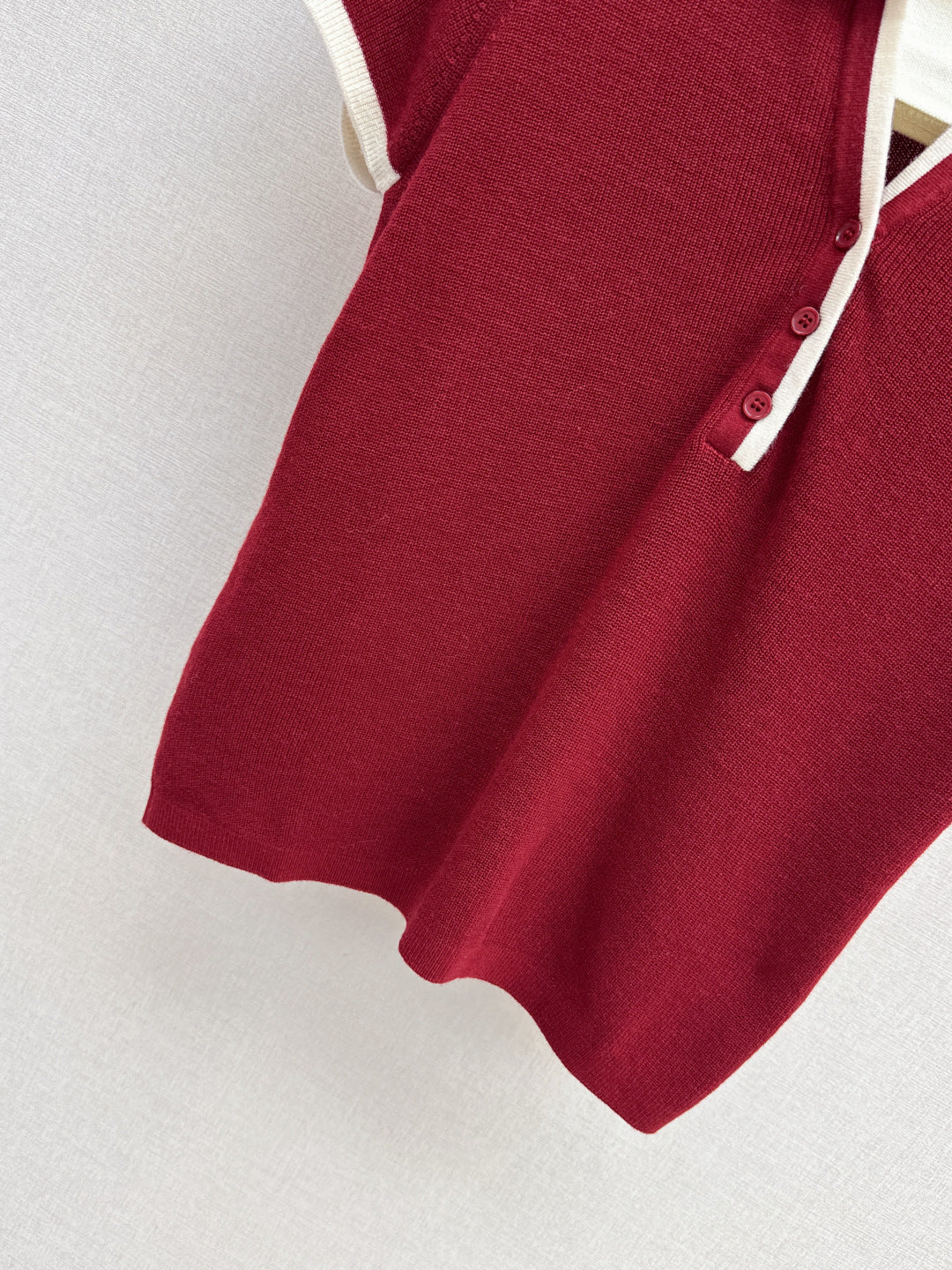 Max New short-sleeved sweater