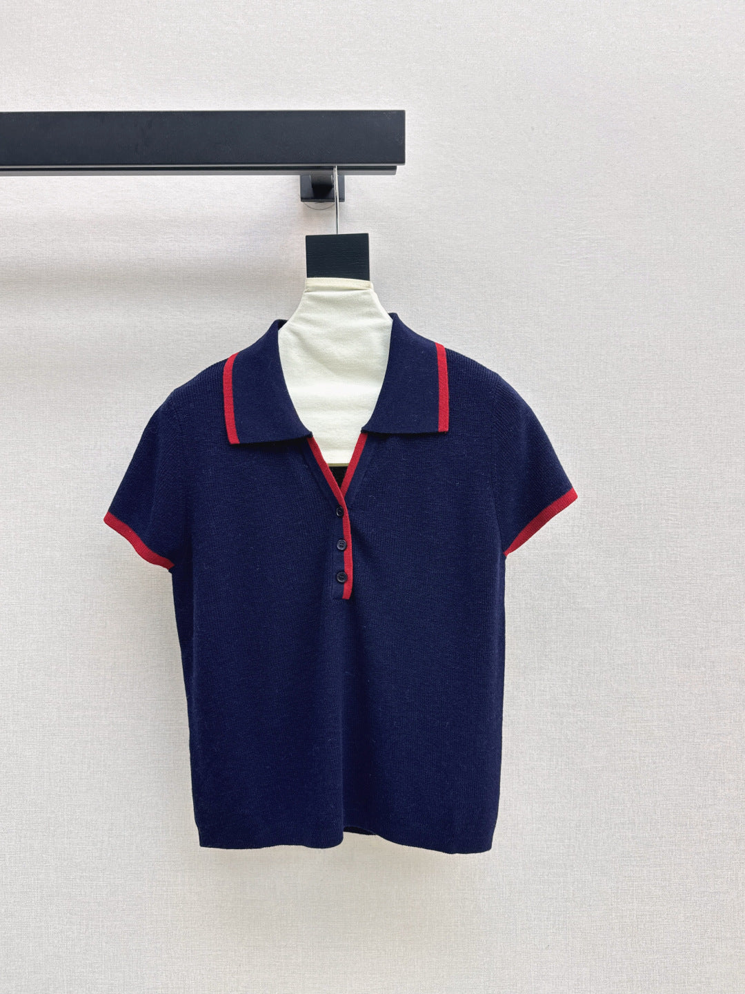 Max New short-sleeved sweater