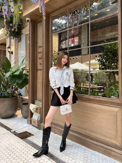 Chan New scarf-decorated shirt