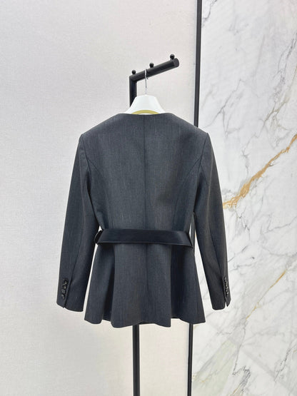 Loe New belted jacket