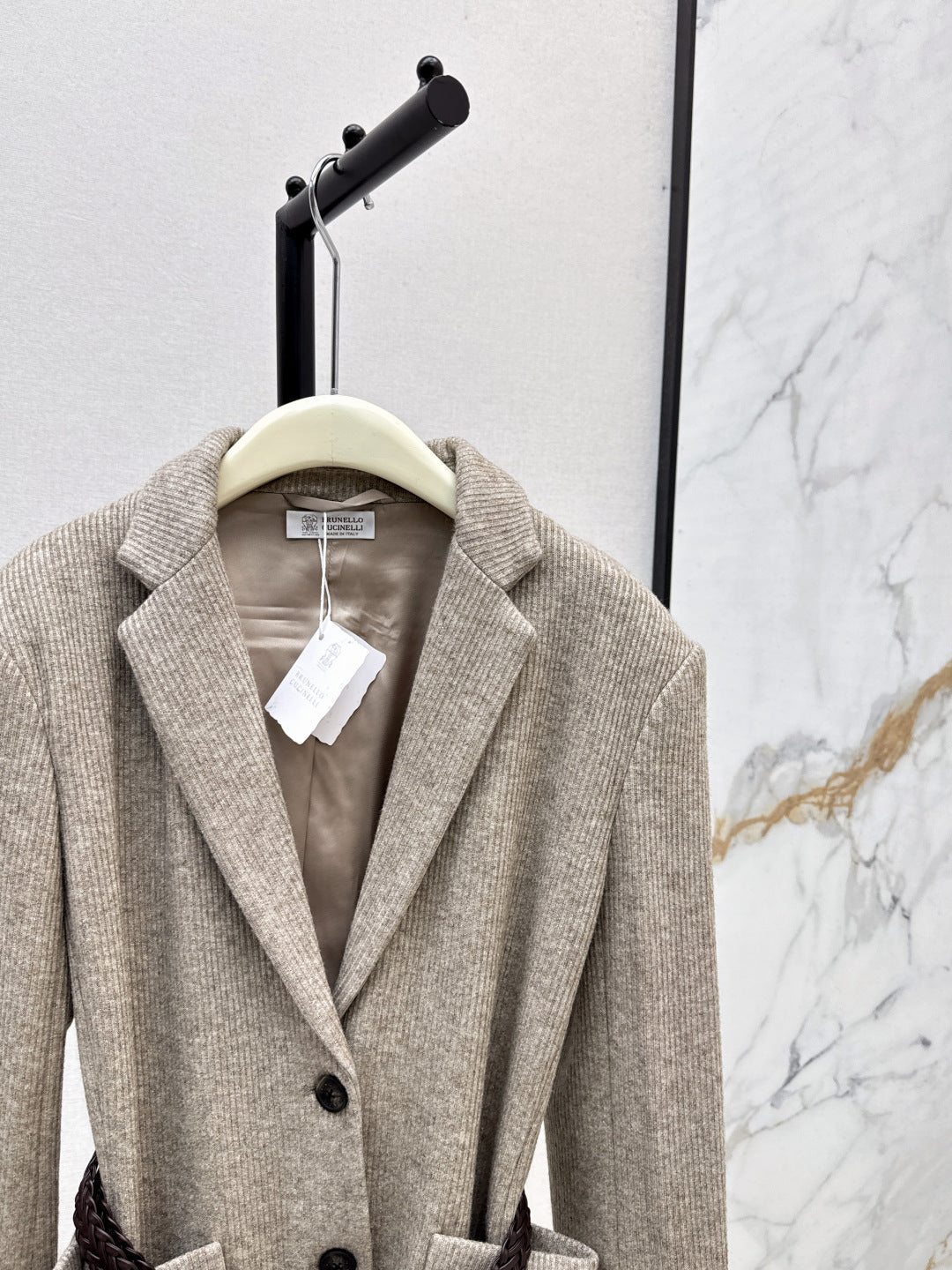 Brune New belt blazer