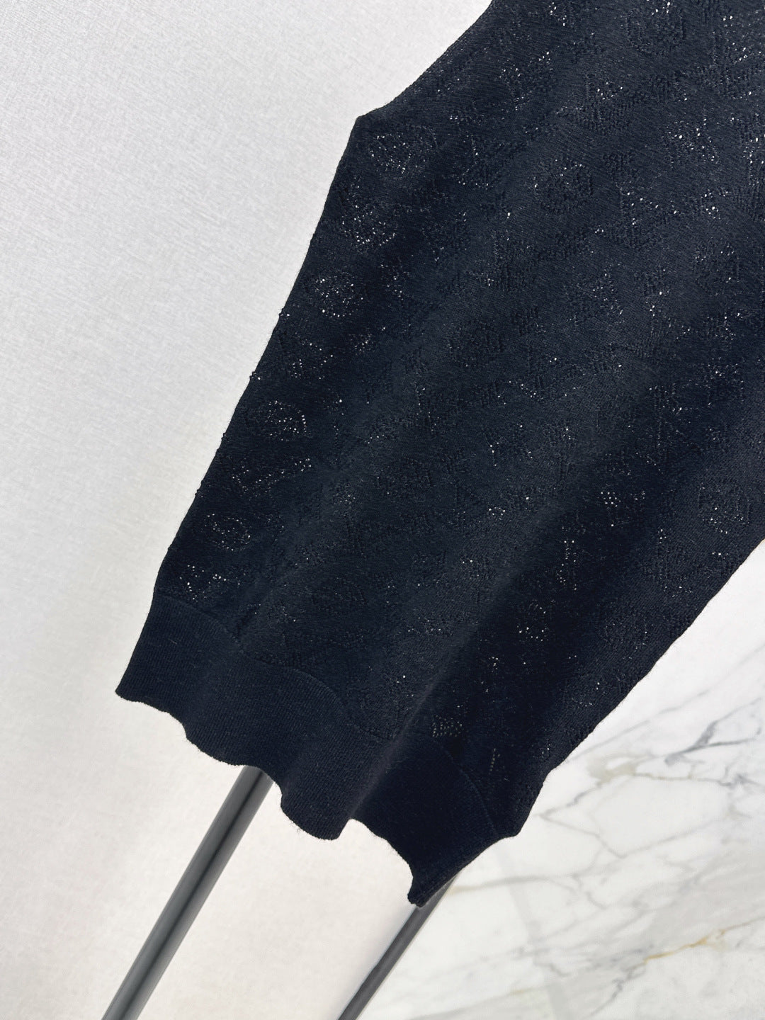 Louis New sleeveless vest