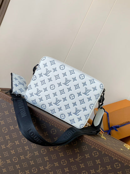 New 💯 ladies' bags