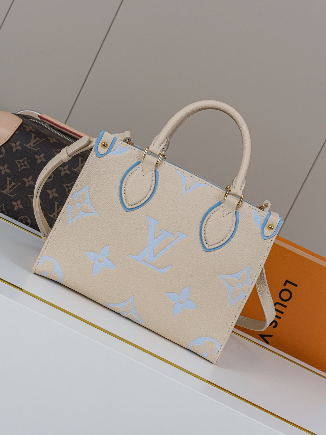 New 💯 ladies' bags