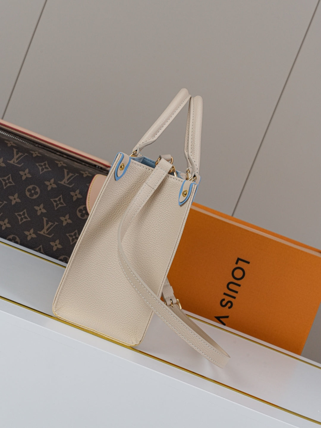 New 💯 ladies' bags