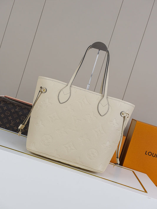 New 💯 ladies' bags