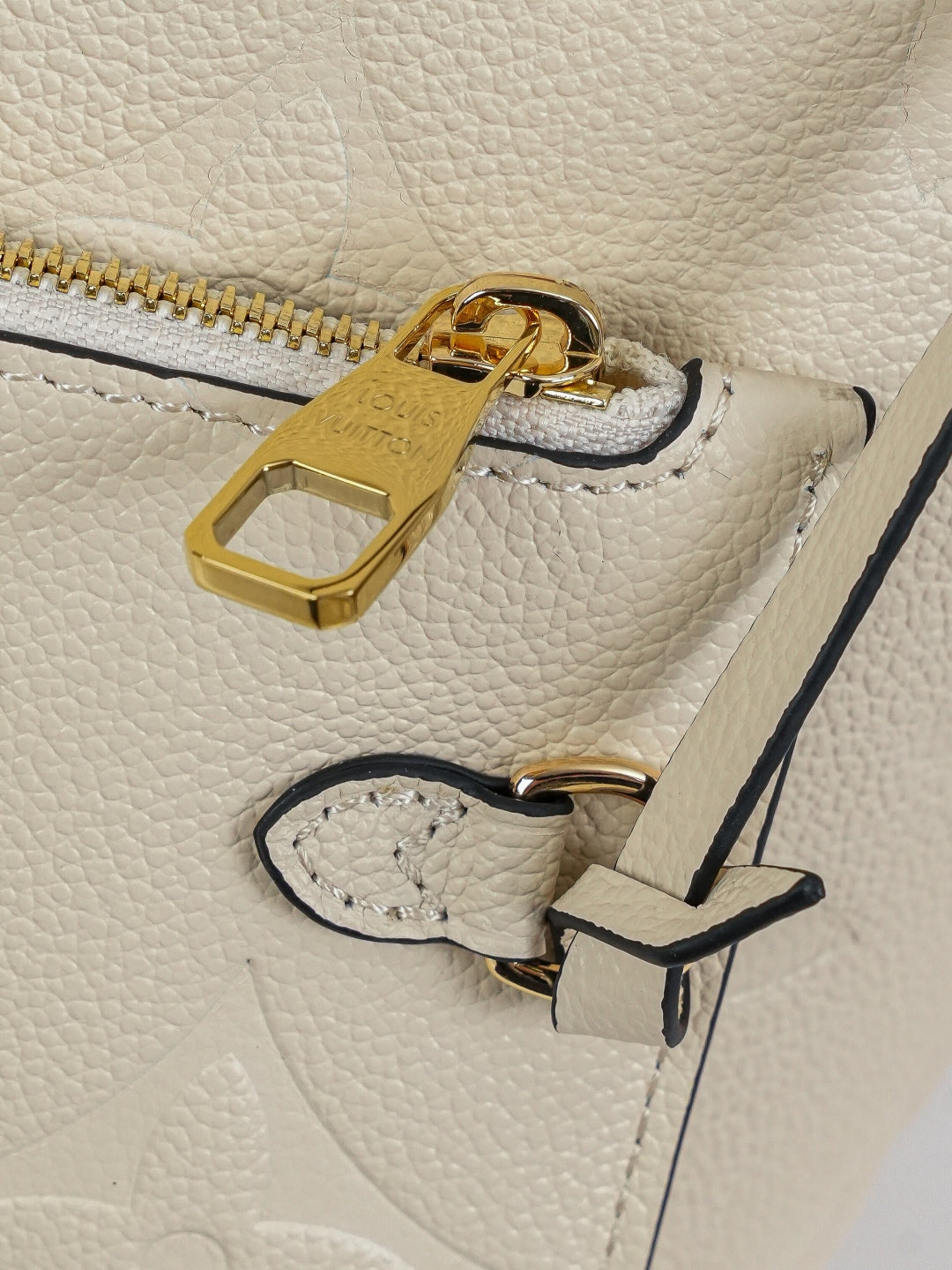 New 💯 ladies' bags