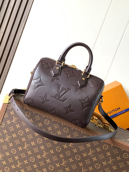 New 💯 ladies' bags