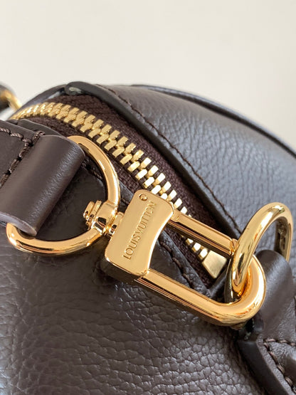 New 💯 ladies' bags