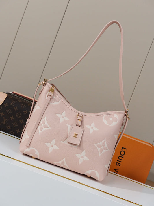 New 💯 ladies' bags