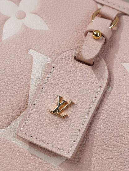 New 💯 ladies' bags