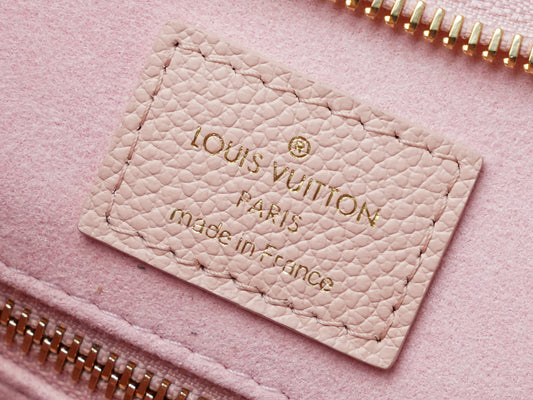 New 💯 ladies' bags