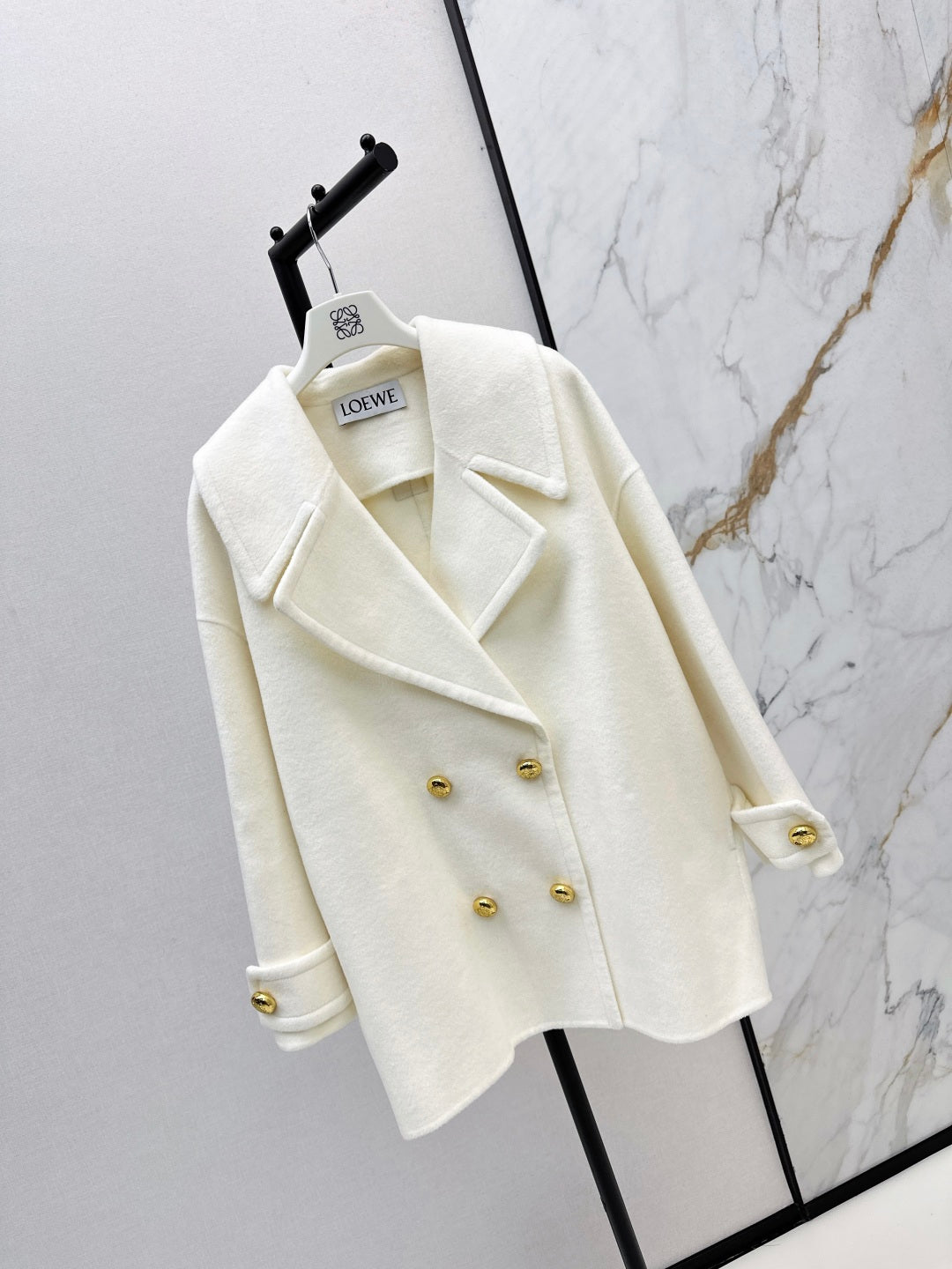 Loe New mid-length coat