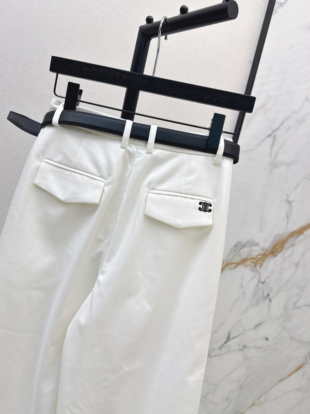 Celi New Straight pants
