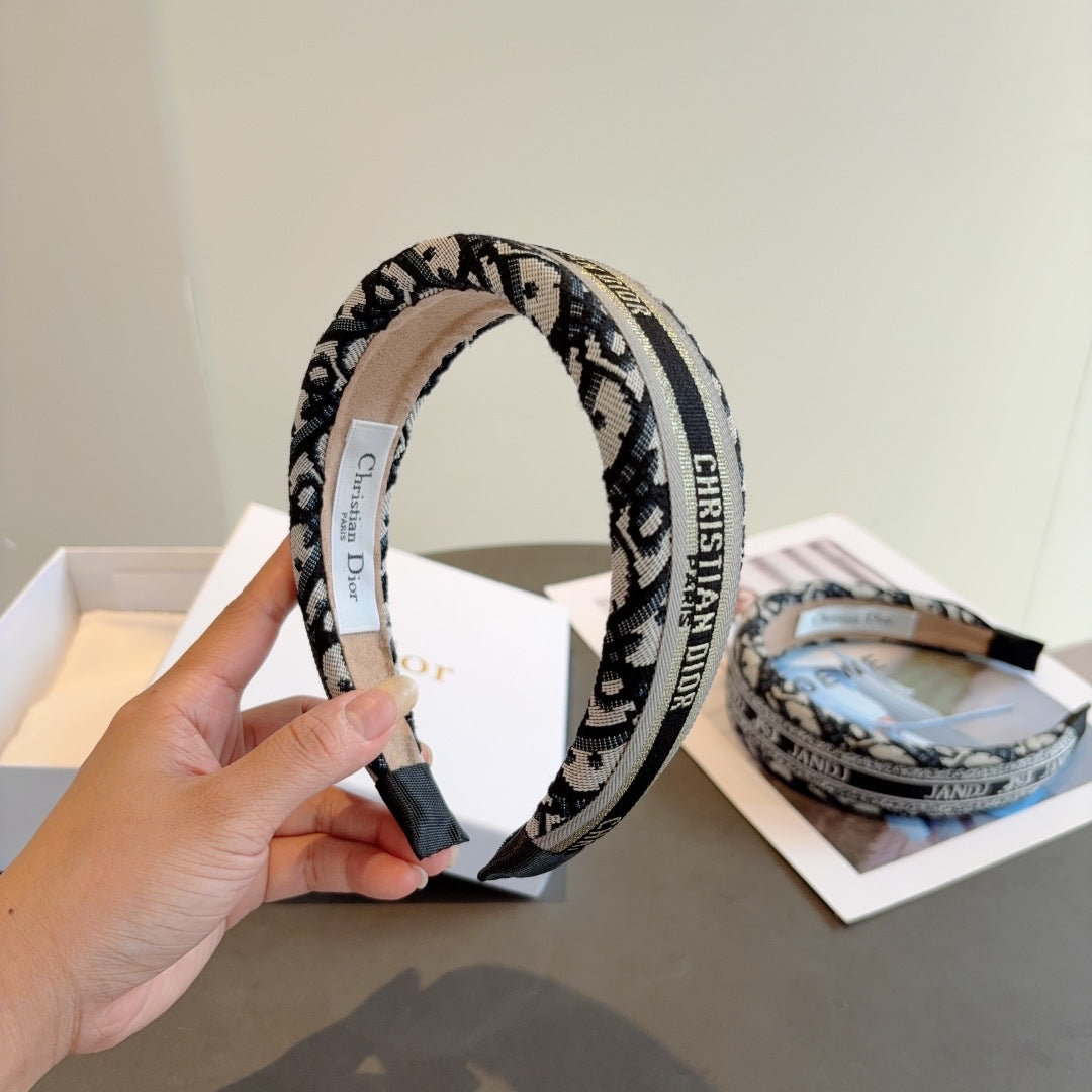 CD Classic new D letter headband