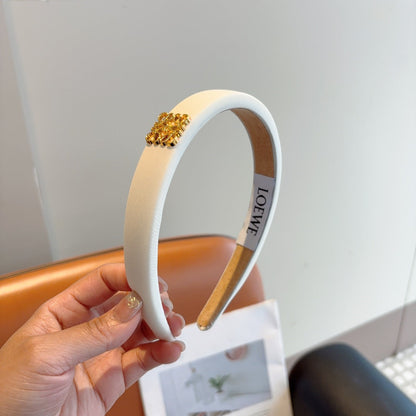 Loe's hot new sponge headband