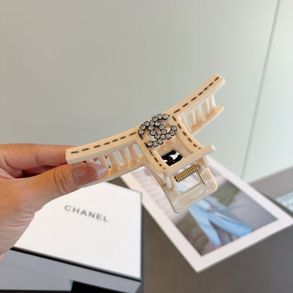 Chan High-looking one-word gripper