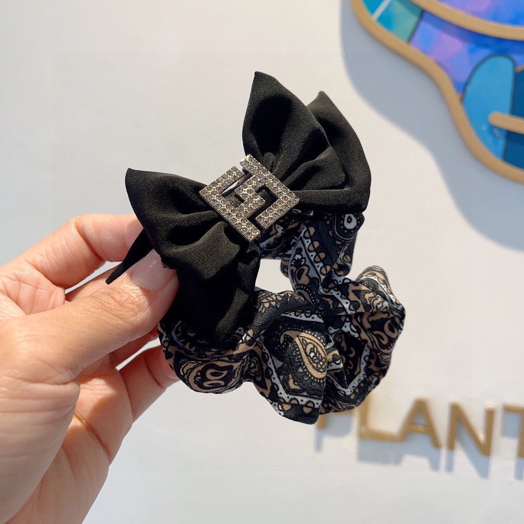 Fend The latest hairpins