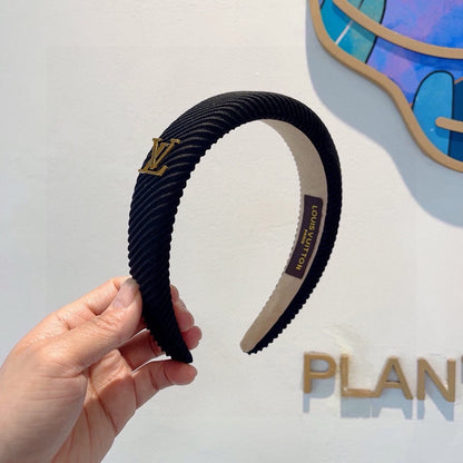 Louis New striped hair clip