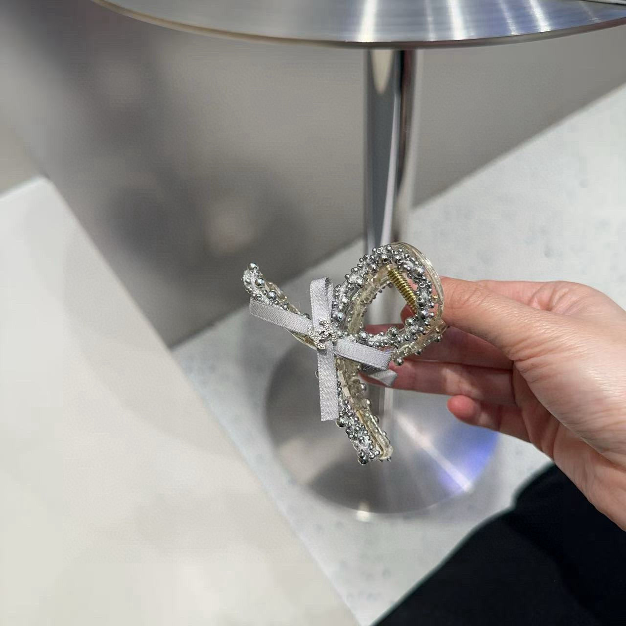 Chan New small fragrant gripper