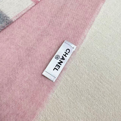 Chan Classic simple double c logo double-sided cashmere scarf