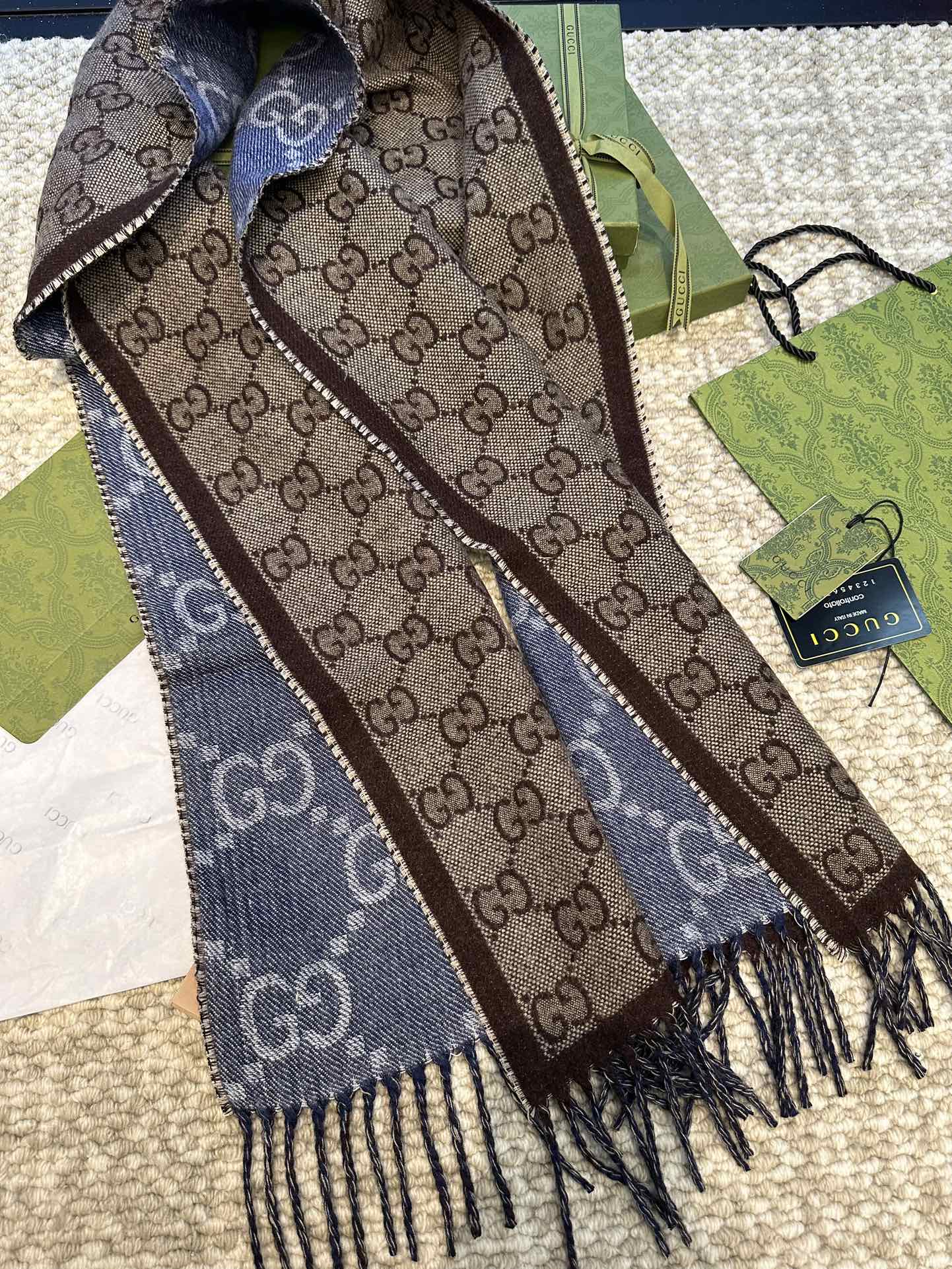 Guc anniversary classic scarf