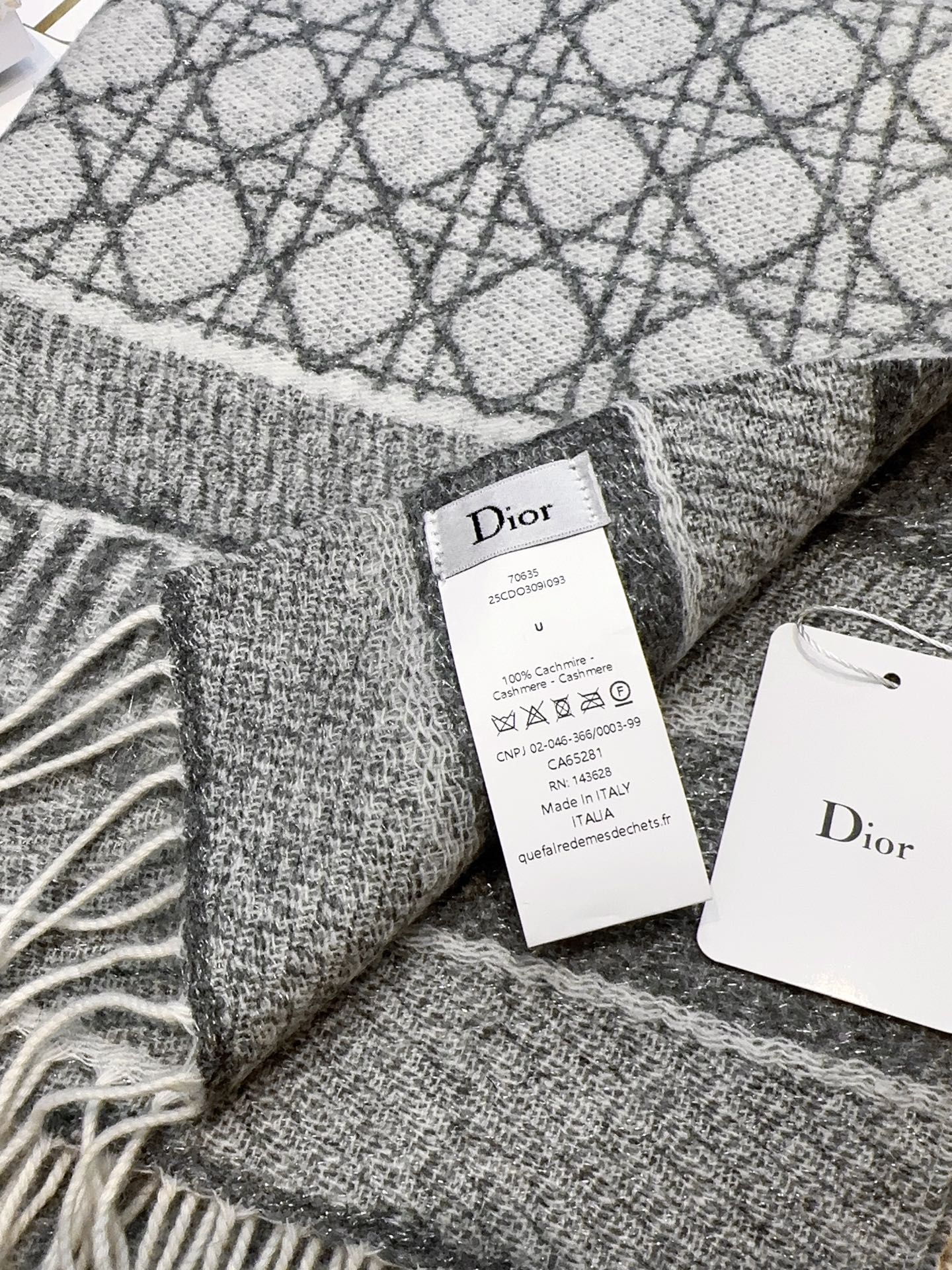 CD New style 100% cashmere scarf with cannage pattern