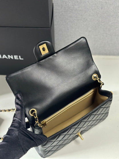 New 💯 ladies' bags