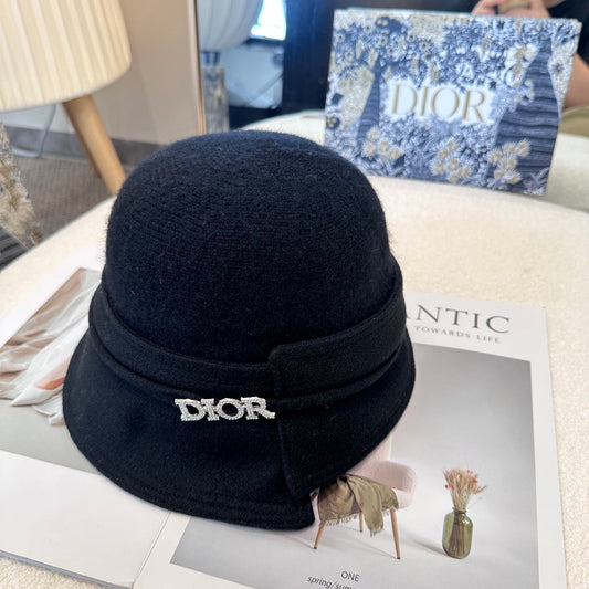 CD Simple new basin hat A must-have in autumn and winter