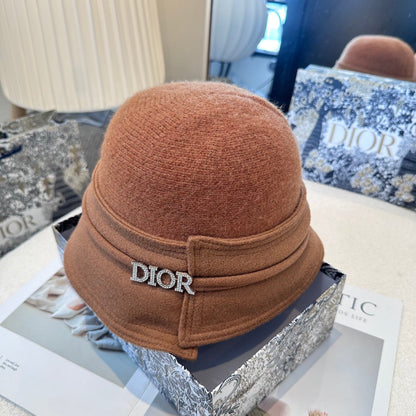 CD Simple new basin hat A must-have in autumn and winter