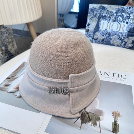 CD Simple new basin hat A must-have in autumn and winter