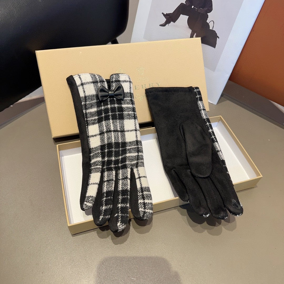 Bur new wool gloves