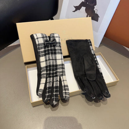 Bur new wool gloves