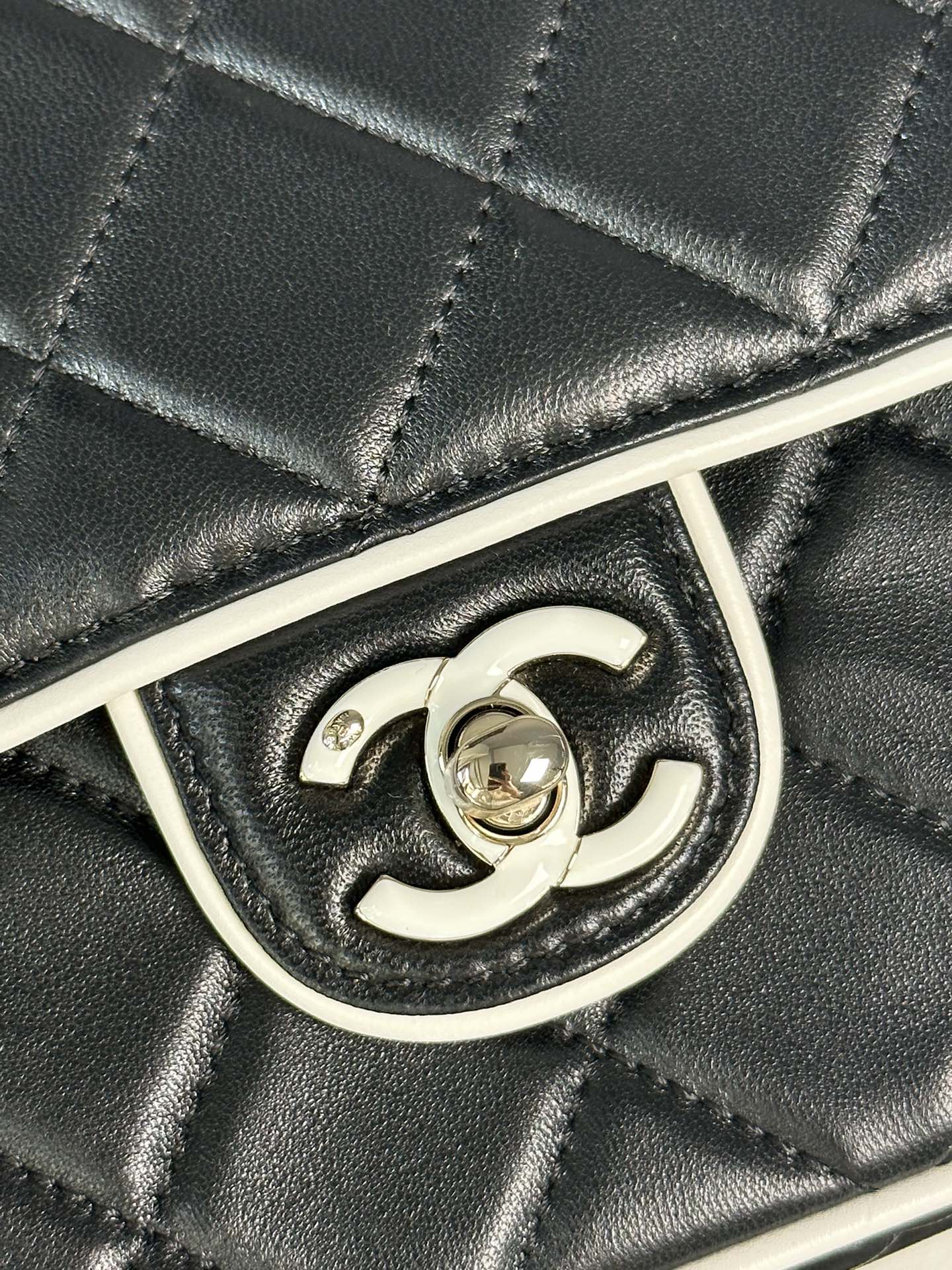 New 💯 ladies' bags