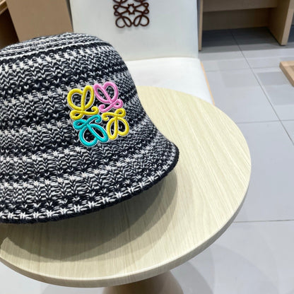 Loe autumn and winter striped knitted bucket hat