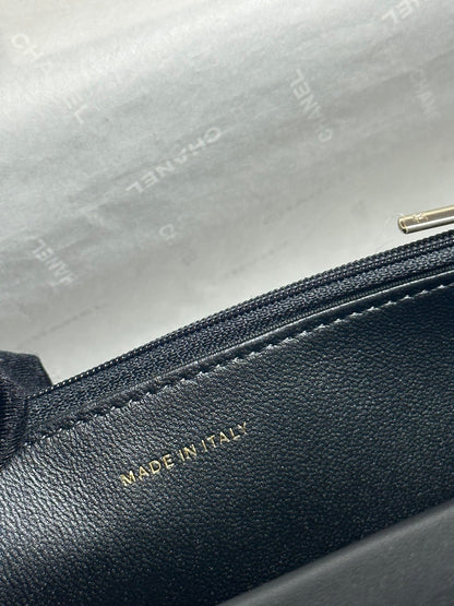 New 💯 ladies' bags