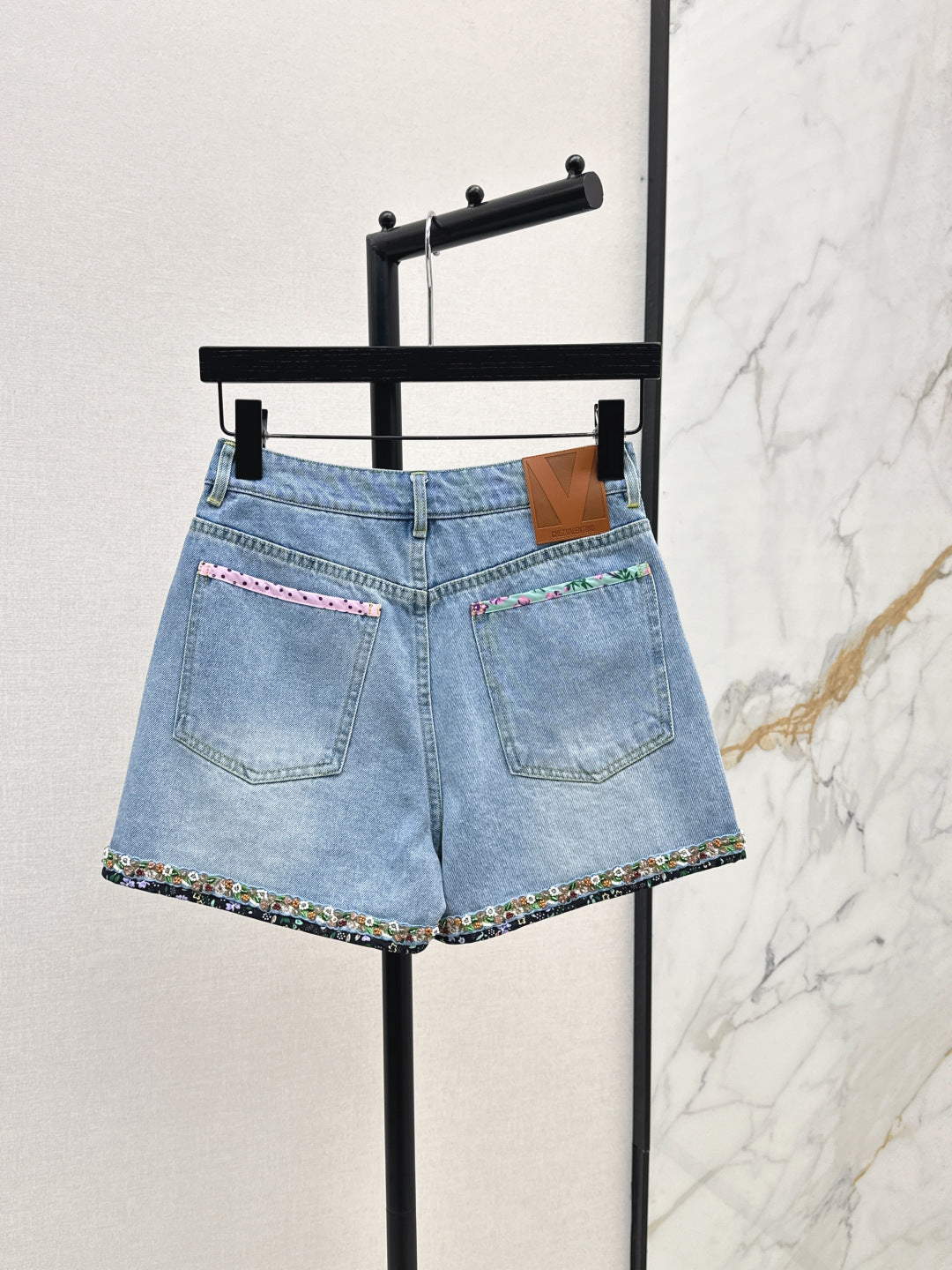 Valen New denim shorts