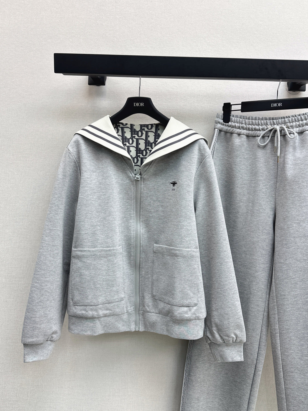 CD New presbyopia suit