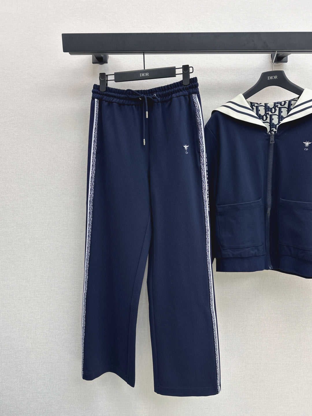 CD New presbyopia suit