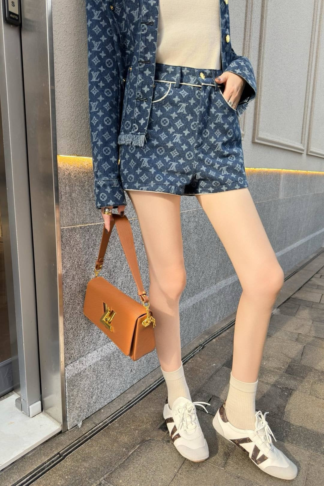 Louis New jacquard shorts