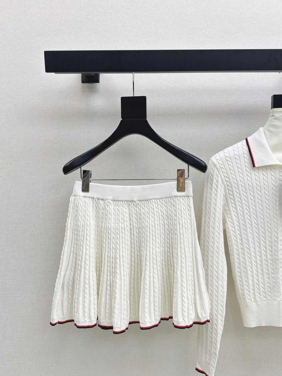 Ral New embroidery suit